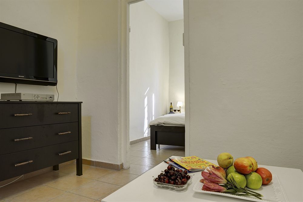 Neve Tzedek Original Style Apartments Тель-Авив Экстерьер фото