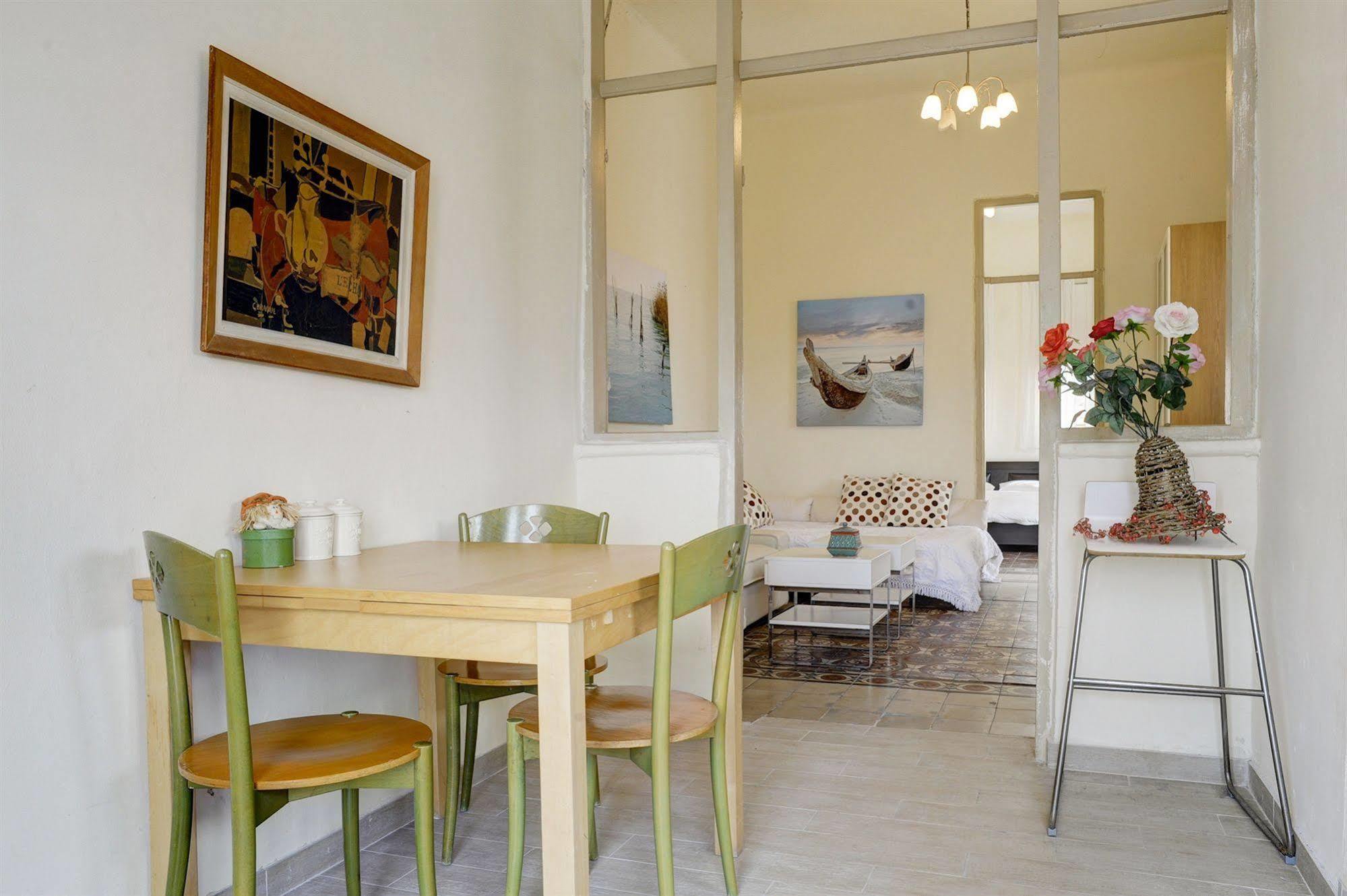 Neve Tzedek Original Style Apartments Тель-Авив Экстерьер фото